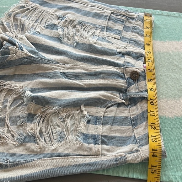 Buddy Love Blue & White Stripe High Rise Distressed‎ Soft Denim Shorts NWT - Picture 8 of 11